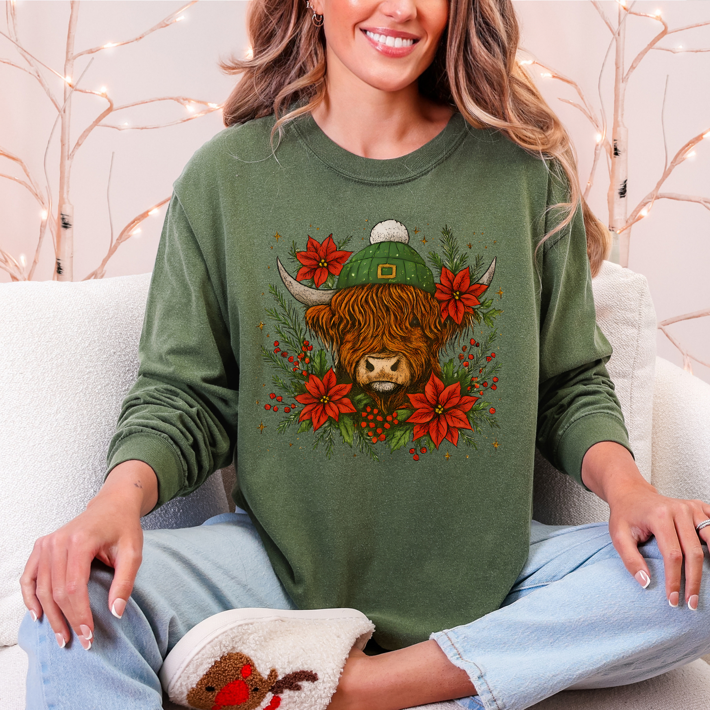Christmas Highland Cow Comfort Colors Long Sleeve – Festive Floral Holiday Tee