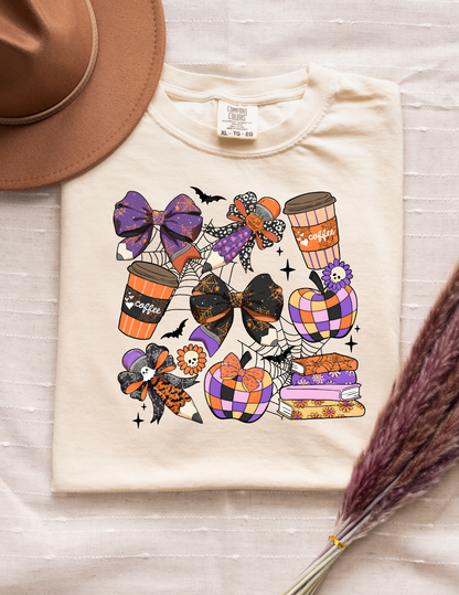 Halloween Coffee & Bows Comfort Colors Ivory T-Shirt – Cute Pumpkin & Fall Aesthetic